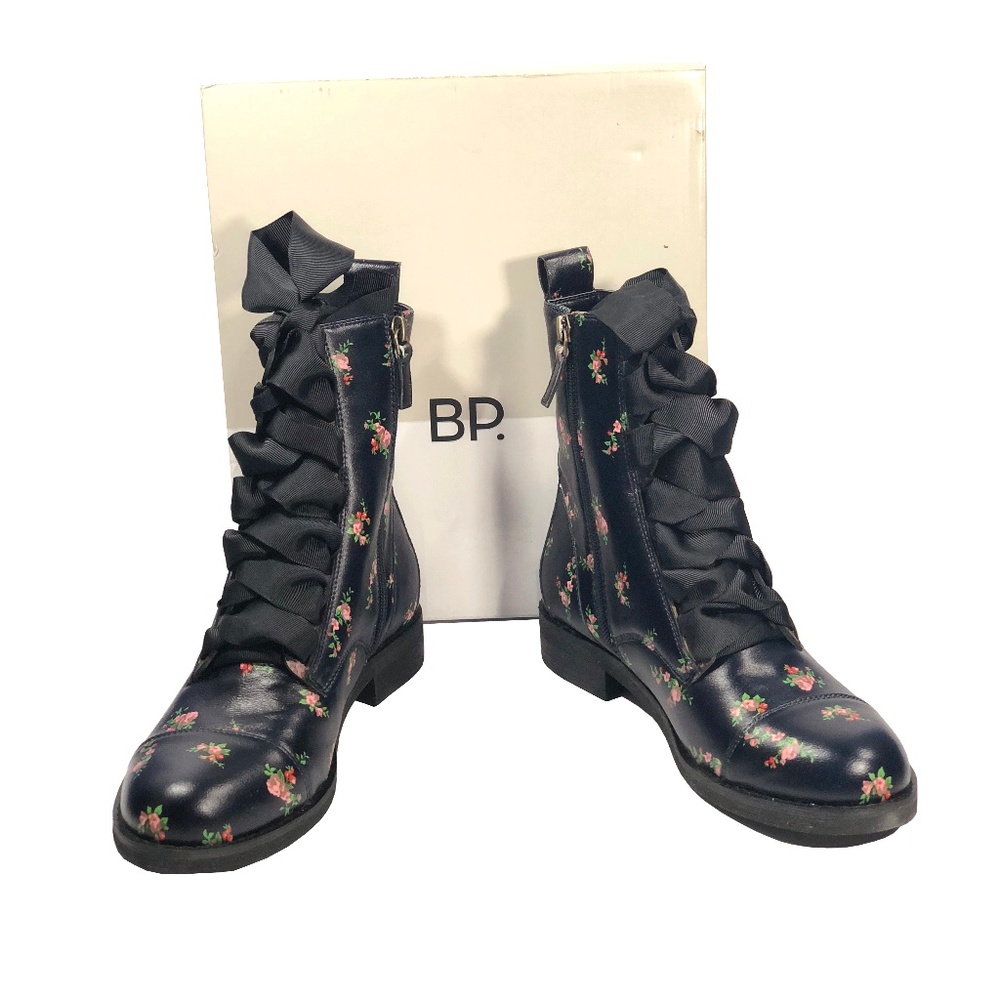BP. Lex Lace-Up Combat Boot Brass Plum NWT-Size 8M